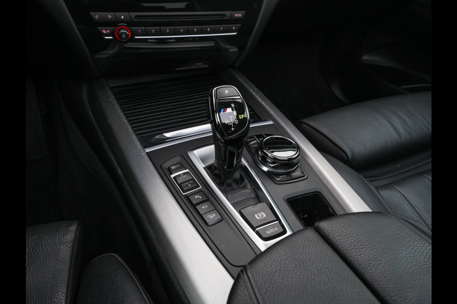 BMW X5 M50d M-Aerodinamica Aut. *PANO | HEAD-UP | LUXURY-LEATHER | ADAPTIVE-CRUISE | SOFT-CLOSE | BANG&OLUFSEN | TOP-VIEW | BLINDSPOT | NIGHT-VISION | MEMORY-PACK | DIGI-COCKPIT | HEATED-COMFORTSEATS | NAVI-FULLMAP |