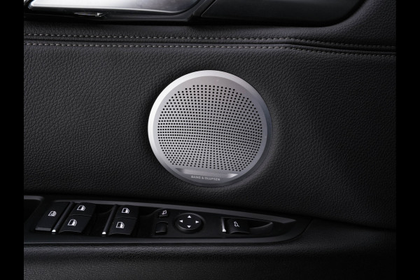 BMW X5 M50d M-Aerodinamica Aut. *PANO | HEAD-UP | LUXURY-LEATHER | ADAPTIVE-CRUISE | SOFT-CLOSE | BANG&OLUFSEN | TOP-VIEW | BLINDSPOT | NIGHT-VISION | MEMORY-PACK | DIGI-COCKPIT | HEATED-COMFORTSEATS | NAVI-FULLMAP |