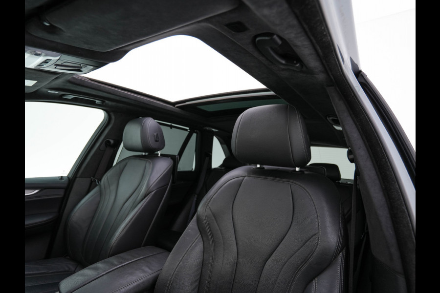 BMW X5 M50d M-Aerodinamica Aut. *PANO | HEAD-UP | LUXURY-LEATHER | ADAPTIVE-CRUISE | SOFT-CLOSE | BANG&OLUFSEN | TOP-VIEW | BLINDSPOT | NIGHT-VISION | MEMORY-PACK | DIGI-COCKPIT | HEATED-COMFORTSEATS | NAVI-FULLMAP |