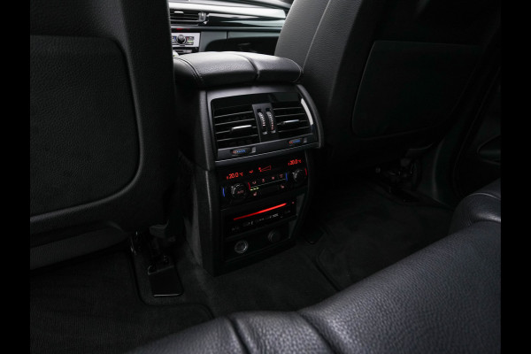 BMW X5 M50d M-Aerodinamica Aut. *PANO | HEAD-UP | LUXURY-LEATHER | ADAPTIVE-CRUISE | SOFT-CLOSE | BANG&OLUFSEN | TOP-VIEW | BLINDSPOT | NIGHT-VISION | MEMORY-PACK | DIGI-COCKPIT | HEATED-COMFORTSEATS | NAVI-FULLMAP |