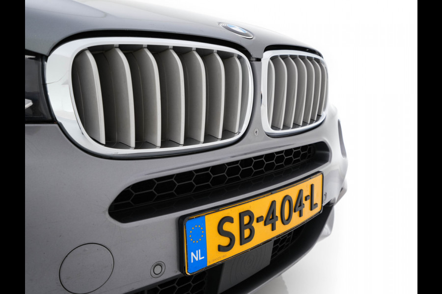 BMW X5 M50d M-Aerodinamica Aut. *PANO | HEAD-UP | LUXURY-LEATHER | ADAPTIVE-CRUISE | SOFT-CLOSE | BANG&OLUFSEN | TOP-VIEW | BLINDSPOT | NIGHT-VISION | MEMORY-PACK | DIGI-COCKPIT | HEATED-COMFORTSEATS | NAVI-FULLMAP |