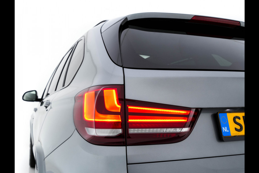 BMW X5 M50d M-Aerodinamica Aut. *PANO | HEAD-UP | LUXURY-LEATHER | ADAPTIVE-CRUISE | SOFT-CLOSE | BANG&OLUFSEN | TOP-VIEW | BLINDSPOT | NIGHT-VISION | MEMORY-PACK | DIGI-COCKPIT | HEATED-COMFORTSEATS | NAVI-FULLMAP |