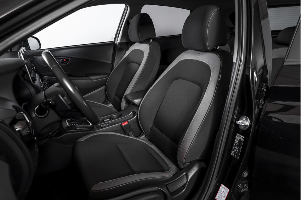 Hyundai Kona 1.6 GDI HEV Comfort - Automaat | Cruise | PDC | Camera | NAV + App. Connect | ECC | Afn. Trekhaak | DAB | LM 16" |