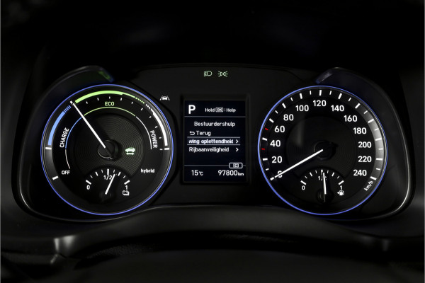 Hyundai Kona 1.6 GDI HEV Comfort - Automaat | Cruise | PDC | Camera | NAV + App. Connect | ECC | Afn. Trekhaak | DAB | LM 16" |