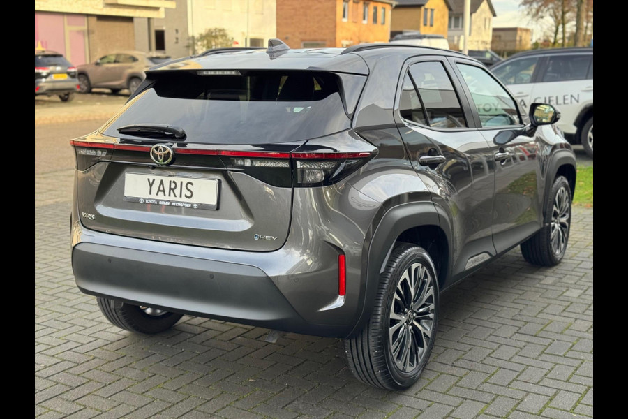 Toyota Yaris Cross 1.5 Hybrid 130pk Executive Limited | Elektrische achterklep, Stoel + Stuurverwarming, 18 inch, Dodehoekherkenning, Parkeersensor