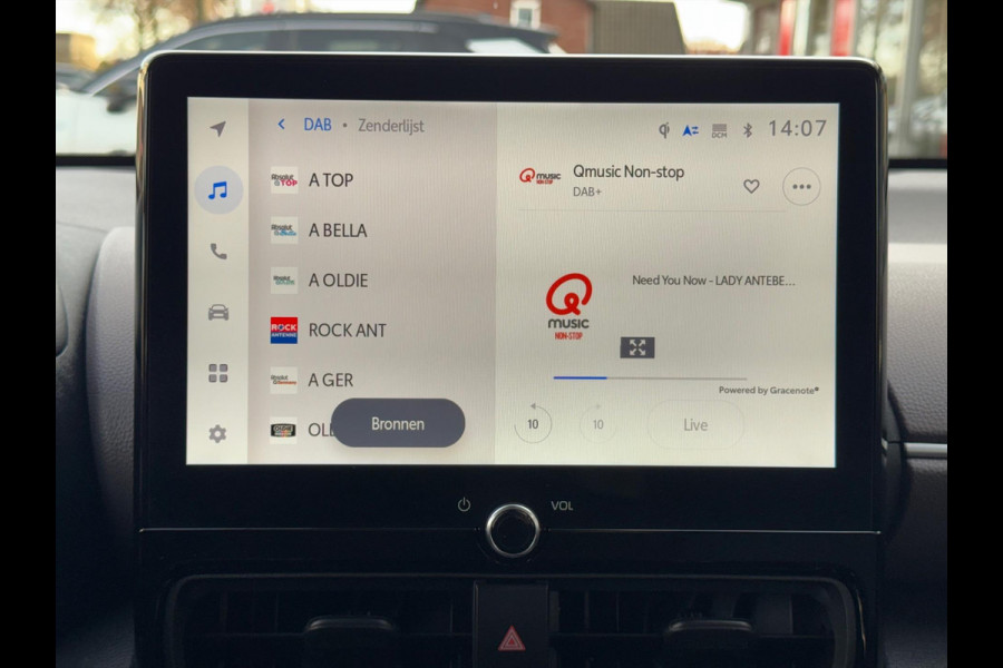 Toyota Yaris Cross 1.5 Hybrid 130pk Executive Limited | Elektrische achterklep, Stoel + Stuurverwarming, 18 inch, Dodehoekherkenning, Parkeersensor