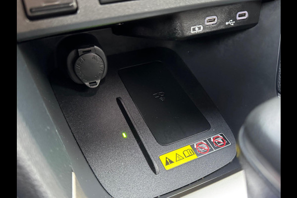 Toyota Yaris Cross 1.5 Hybrid 130pk Executive Limited | Elektrische achterklep, Stoel + Stuurverwarming, 18 inch, Dodehoekherkenning, Parkeersensor