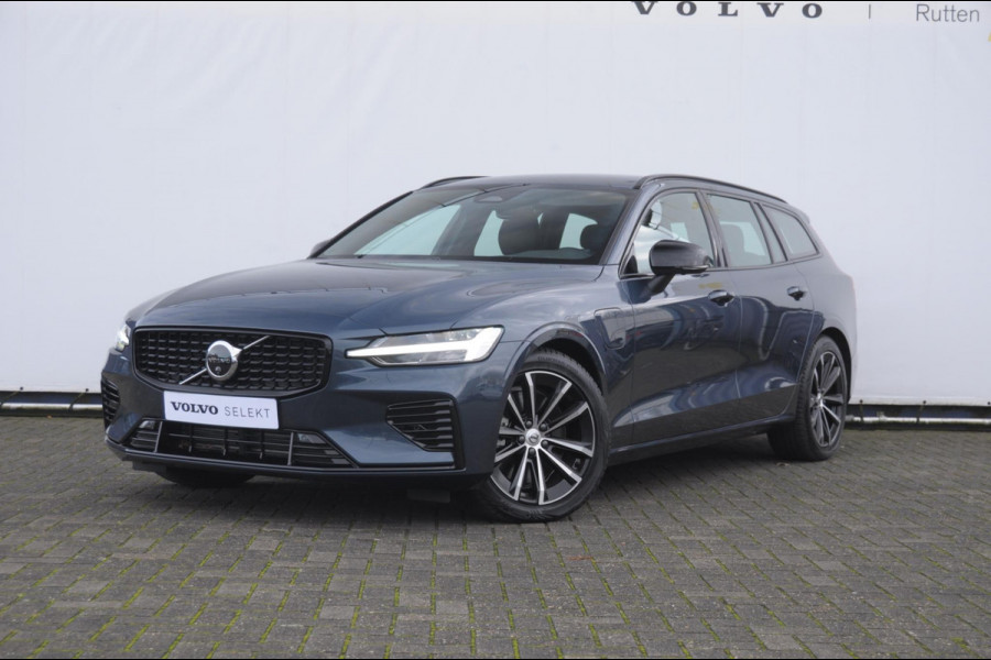 Volvo V60 T6 350PK Automaat AWD Plus Dark / Adaptive cruise control / Elektrische stoelen / Harman Kardon audio / Trekhaak / Pilot assist / BLIS / Stoel en stuur verwarming / Elektrische achterklep / Parkeersensoren met 360 camera / Google infotainment