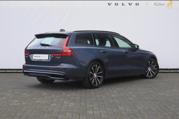 Volvo V60 T6 350PK Automaat AWD Plus Dark / Adaptive cruise control / Elektrische stoelen / Harman Kardon audio / Trekhaak / Pilot assist / BLIS / Stoel en stuur verwarming / Elektrische achterklep / Parkeersensoren met 360 camera / Google infotainment