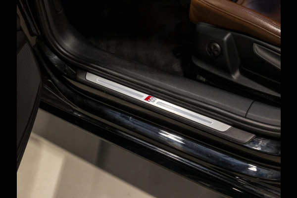 Audi A4 Avant 2.0 TFSI ultra Design S-Line / 190pk / Matrix / Leder / Stoelverwarming /