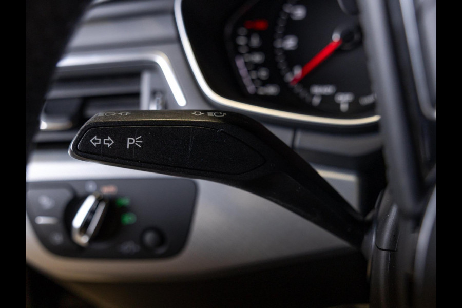 Audi A4 Avant 2.0 TFSI ultra Design S-Line / 190pk / Matrix / Leder / Stoelverwarming /