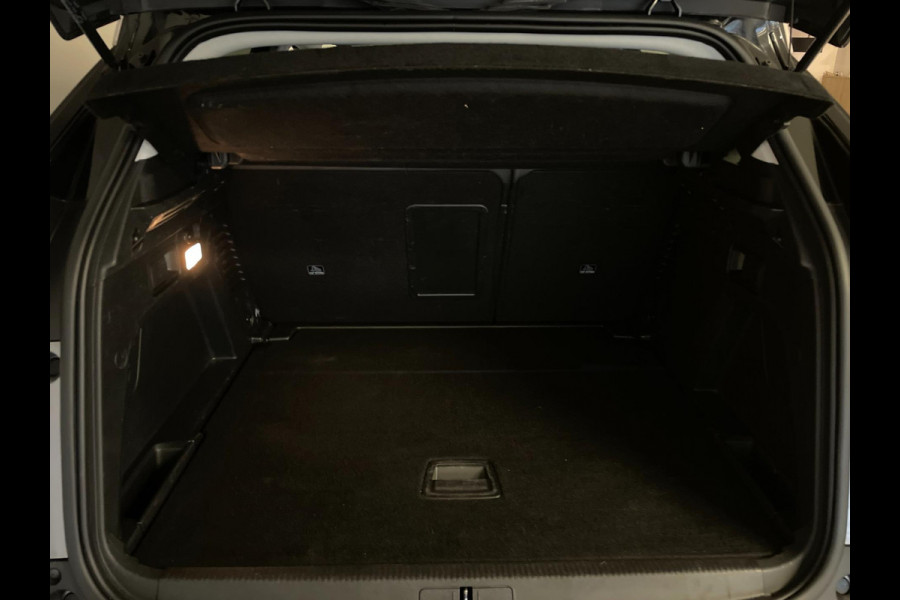 Peugeot 3008 1.2 PureTech Allure AIRCO CLIMA NAVI CRUISE BT APPLE CARPLAY 19 INCH HOGE ZIT PRIVACYGLAS NIEUWSTAAT