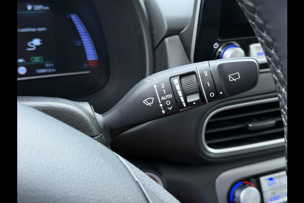 Hyundai Kona EV Premium 64 kWh SKY|VAN: €20.900,- VOOR: €18.877,- UW EINDEJAARSVOORDEEL: €2.023,-|  3-FASE| STOEL + STUURVERWARMING| STOEL VENTILATIE| AFN. TREKHAAK| DODE HOEK | CAMERA| HEAD-UP DISPLAY| PANO|