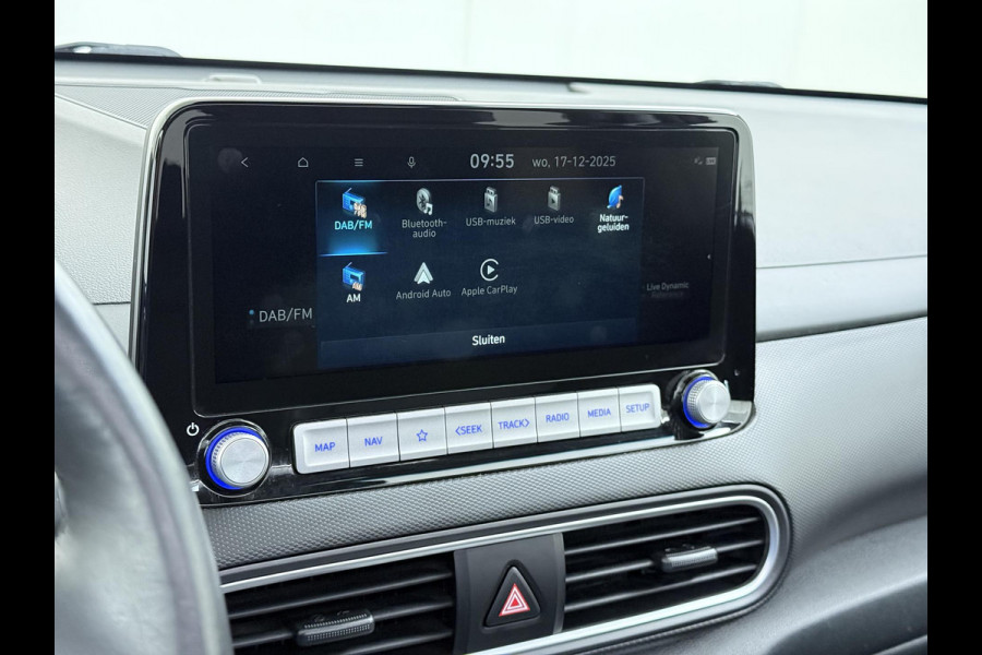 Hyundai Kona EV Premium 64 kWh SKY|VAN: €20.900,- VOOR: €18.877,- UW EINDEJAARSVOORDEEL: €2.023,-|  3-FASE| STOEL + STUURVERWARMING| STOEL VENTILATIE| AFN. TREKHAAK| DODE HOEK | CAMERA| HEAD-UP DISPLAY| PANO|