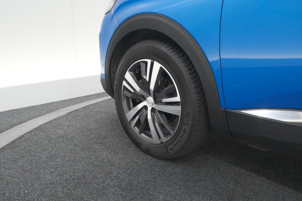 Peugeot 3008 PureTech 130 EAT8 Allure | Camera | Dodehoekdetectie | Navigatie | Apple Carplay | Parkeersensoren