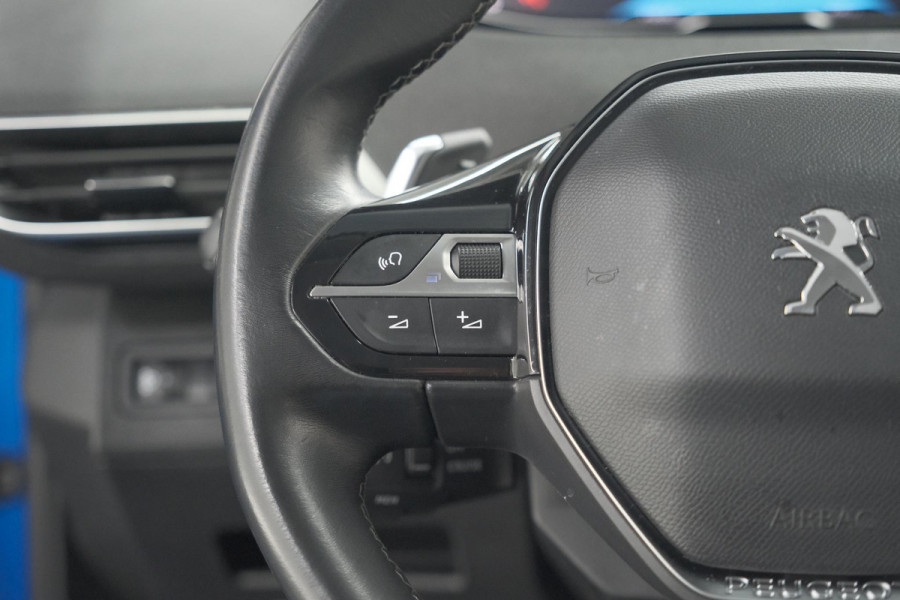 Peugeot 3008 PureTech 130 EAT8 Allure | Camera | Dodehoekdetectie | Navigatie | Apple Carplay | Parkeersensoren