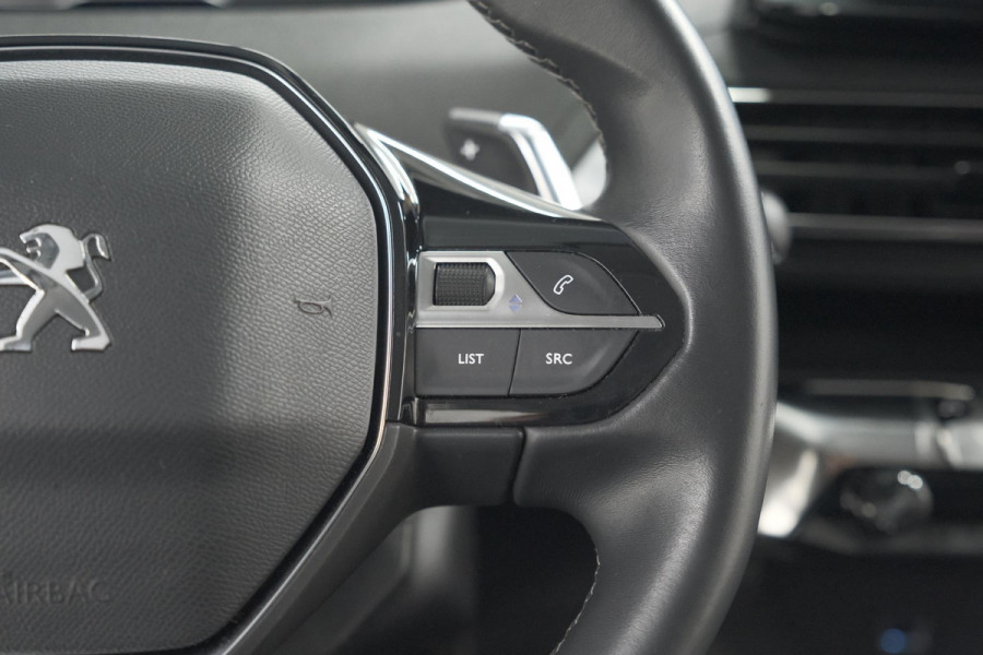 Peugeot 3008 PureTech 130 EAT8 Allure | Camera | Dodehoekdetectie | Navigatie | Apple Carplay | Parkeersensoren