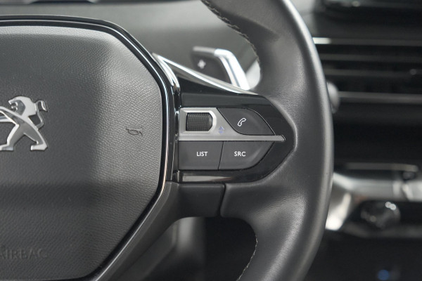 Peugeot 3008 PureTech 130 EAT8 Allure | Camera | Dodehoekdetectie | Navigatie | Apple Carplay | Parkeersensoren