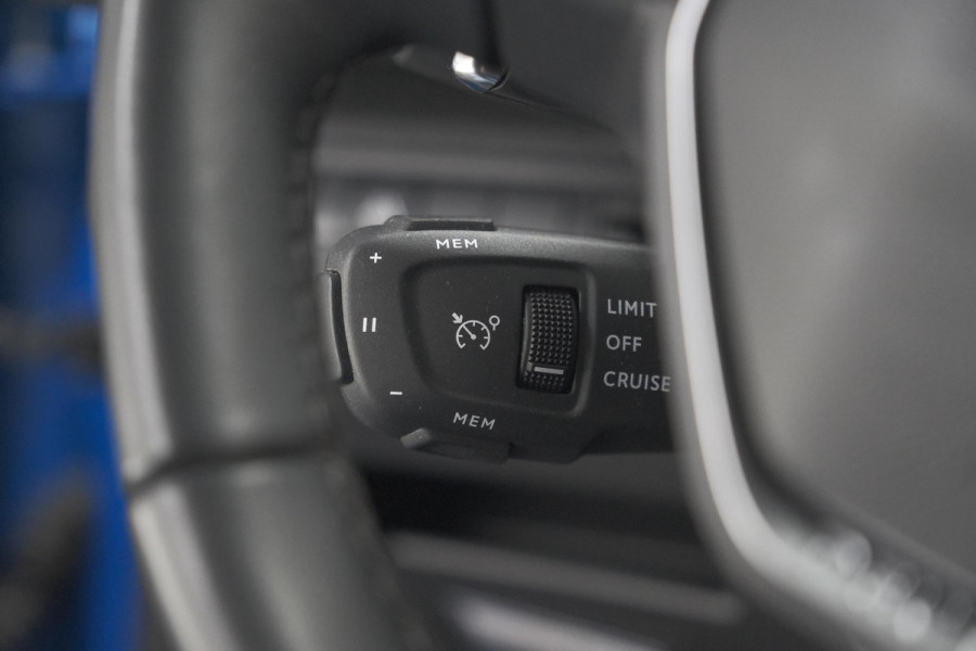Peugeot 3008 PureTech 130 EAT8 Allure | Camera | Dodehoekdetectie | Navigatie | Apple Carplay | Parkeersensoren