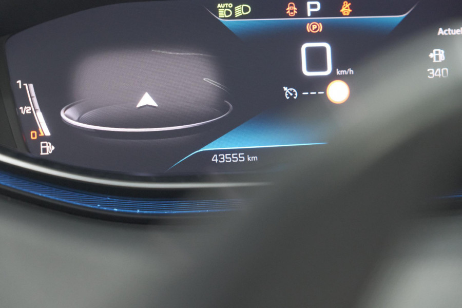 Peugeot 3008 PureTech 130 EAT8 Allure | Camera | Dodehoekdetectie | Navigatie | Apple Carplay | Parkeersensoren