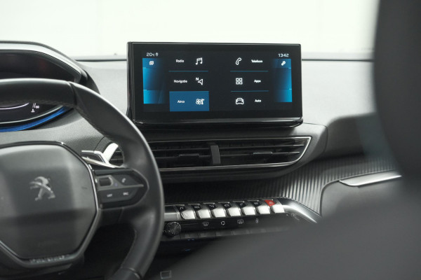 Peugeot 3008 PureTech 130 EAT8 Allure | Camera | Dodehoekdetectie | Navigatie | Apple Carplay | Parkeersensoren