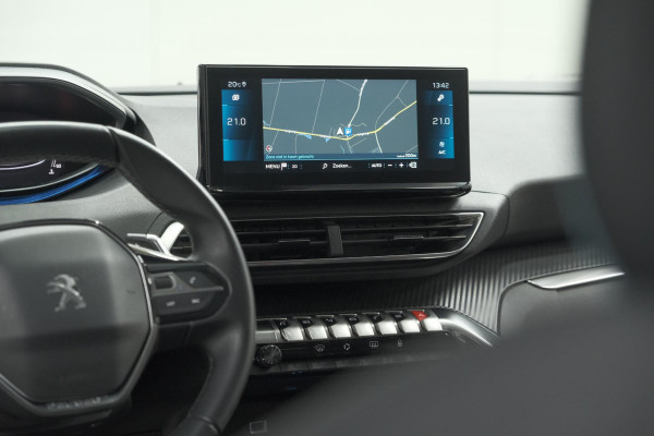 Peugeot 3008 PureTech 130 EAT8 Allure | Camera | Dodehoekdetectie | Navigatie | Apple Carplay | Parkeersensoren
