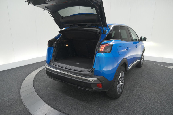 Peugeot 3008 PureTech 130 EAT8 Allure | Camera | Dodehoekdetectie | Navigatie | Apple Carplay | Parkeersensoren