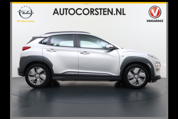 Hyundai Kona EV 64kWh Warmtepomp Adap.Cruise Navi Ecc Camera Pdc Trekhaak Krell®-Audio Apple Carplay Android Auto Comfort SOH 100% Lane Assist DAB Led Lmv 17" Regen-Lichtsensor Keyless 1e Eigenaar Origineel Nederlandse Auto
