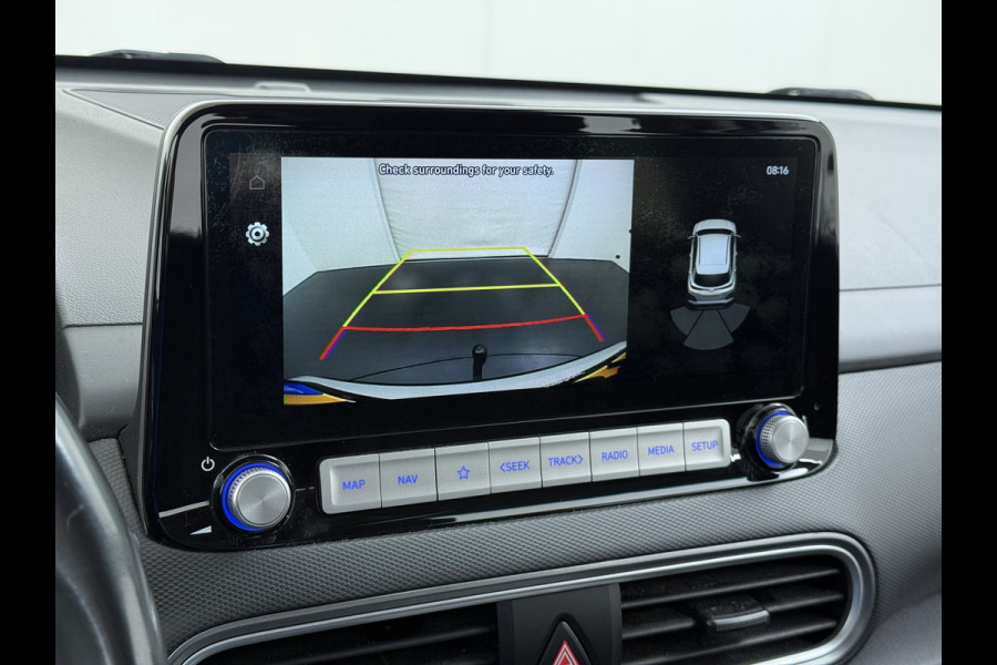 Hyundai Kona EV 64kWh Warmtepomp Adap.Cruise Navi Ecc Camera Pdc Trekhaak Krell®-Audio Apple Carplay Android Auto Comfort SOH 100% Lane Assist DAB Led Lmv 17" Regen-Lichtsensor Keyless 1e Eigenaar Origineel Nederlandse Auto