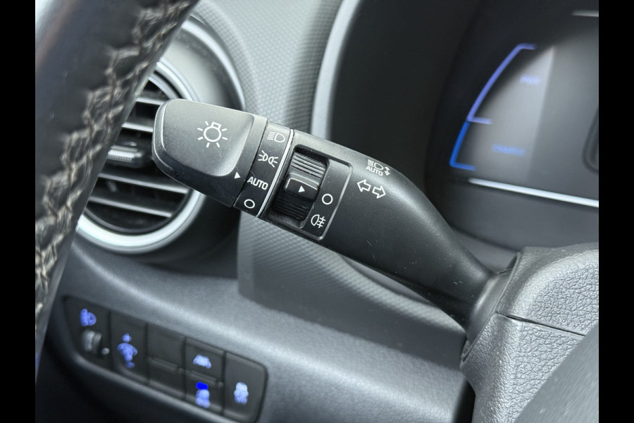Hyundai Kona EV 64kWh Warmtepomp Adap.Cruise Navi Ecc Camera Pdc Trekhaak Krell®-Audio Apple Carplay Android Auto Comfort SOH 100% Lane Assist DAB Led Lmv 17" Regen-Lichtsensor Keyless 1e Eigenaar Origineel Nederlandse Auto