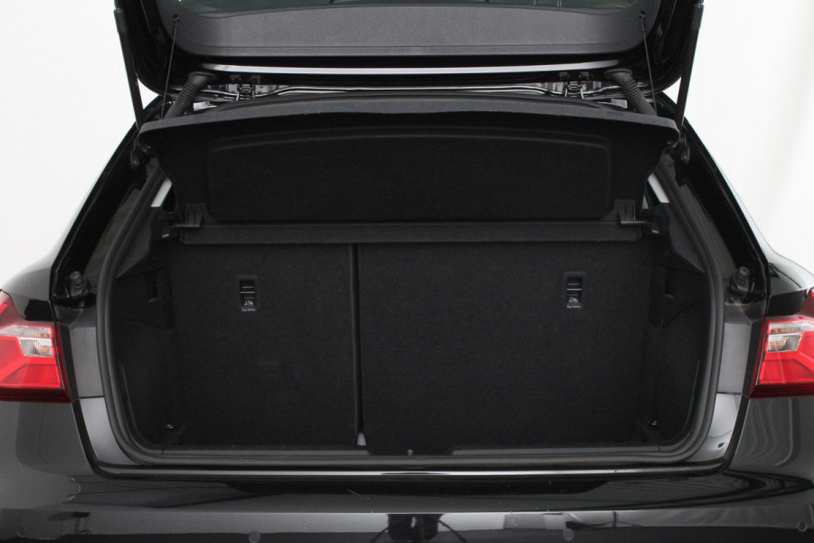 Audi A1 Sportback 30 TFSI Pro Line > 116pk/Automaat/Mythos Black Metallic