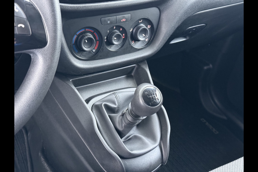 Fiat Doblò Cargo Trekking 1.6JTD 105PK L2H1 3-Peroons Airco Navi* Apple Carplay Android Auto Bluetooth S Trekking Euro 6 Betonplex Vloer Wandbetimmering Schuifdeur Origineel Nederlandse Auto 984kg laadvermogen! 1300kg trekvermogen!