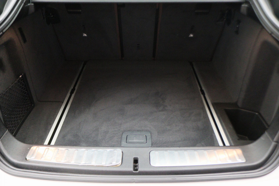 BMW X4 xDrive20i Centennial High Executive Leer, Camera, Cruise, Navigatie, Bluetooth, Elektrische Trekhaak, 21''