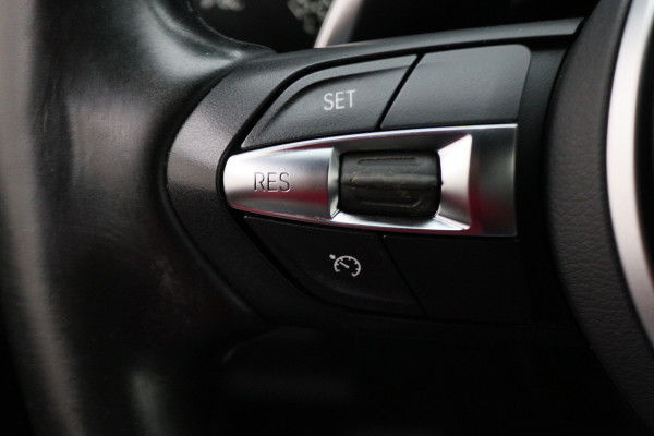 BMW X4 xDrive20i Centennial High Executive Leer, Camera, Cruise, Navigatie, Bluetooth, Elektrische Trekhaak, 21''