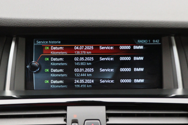 BMW X4 xDrive20i Centennial High Executive Leer, Camera, Cruise, Navigatie, Bluetooth, Elektrische Trekhaak, 21''