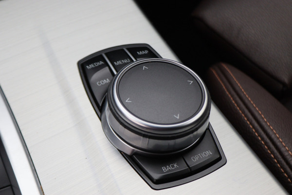 BMW X4 xDrive20i Centennial High Executive Leer, Camera, Cruise, Navigatie, Bluetooth, Elektrische Trekhaak, 21''