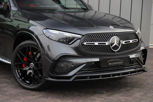 Mercedes-Benz GLC 300e AMG 4-Matic | 313PK | Achterasbesturing | Luchtvering | Head-up | Pano | Keyles-go | Sfeerverlichting | Distronic | Burmest