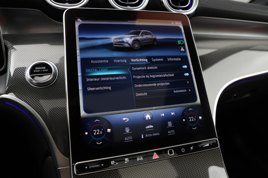 Mercedes-Benz GLC 300e AMG 4-Matic | 313PK | Achterasbesturing | Luchtvering | Head-up | Pano | Keyles-go | Sfeerverlichting | Distronic | Burmest