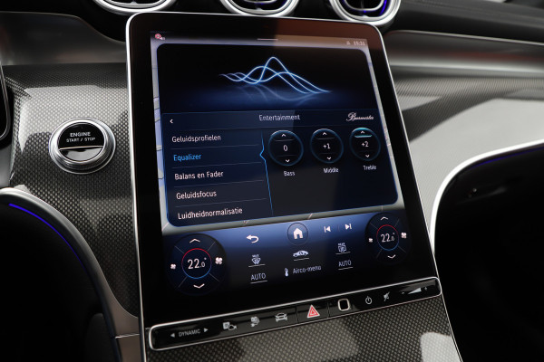 Mercedes-Benz GLC 300e AMG 4-Matic | 313PK | Achterasbesturing | Luchtvering | Head-up | Pano | Keyles-go | Sfeerverlichting | Distronic | Burmest