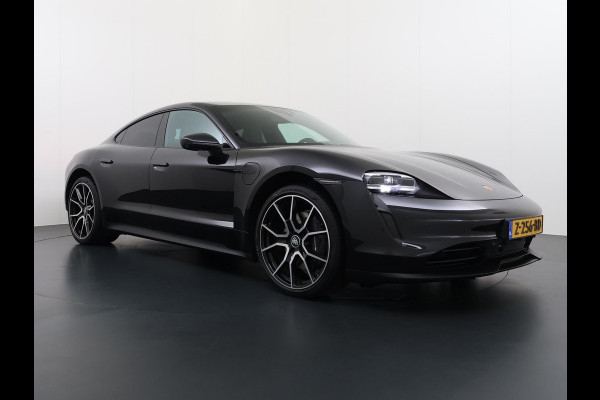 Porsche Taycan Performance 84 kWh SOH 100% | ADAPT. CRUISE | DODE HOEK HERKENNING | SPORTCHRONO | HEAD UP | WARMTEPOMP | DIRECT LEVERBAAR NET PORSCHE ONDERHOUD GEHAD |