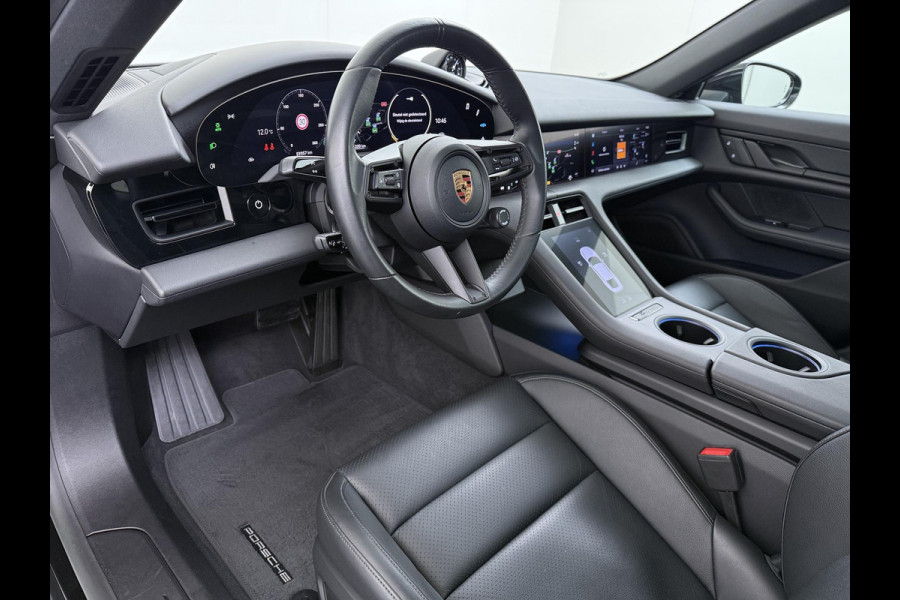 Porsche Taycan Performance 84 kWh SOH 100% | ADAPT. CRUISE | DODE HOEK HERKENNING | SPORTCHRONO | HEAD UP | WARMTEPOMP | DIRECT LEVERBAAR NET PORSCHE ONDERHOUD GEHAD |