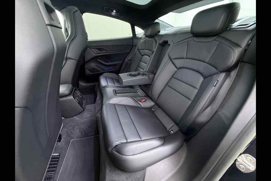 Porsche Taycan Performance 84 kWh SOH 100% | ADAPT. CRUISE | DODE HOEK HERKENNING | SPORTCHRONO | HEAD UP | WARMTEPOMP | DIRECT LEVERBAAR NET PORSCHE ONDERHOUD GEHAD |