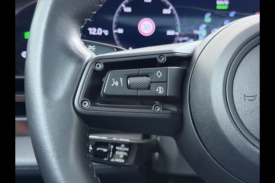 Porsche Taycan Performance 84 kWh SOH 100% | ADAPT. CRUISE | DODE HOEK HERKENNING | SPORTCHRONO | HEAD UP | WARMTEPOMP | DIRECT LEVERBAAR NET PORSCHE ONDERHOUD GEHAD |