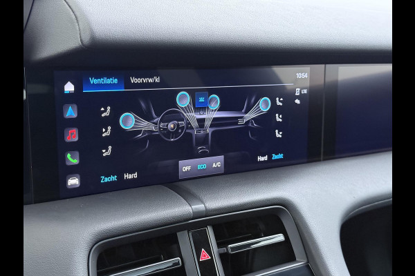 Porsche Taycan Performance 84 kWh SOH 100% | ADAPT. CRUISE | DODE HOEK HERKENNING | SPORTCHRONO | HEAD UP | WARMTEPOMP | DIRECT LEVERBAAR NET PORSCHE ONDERHOUD GEHAD |