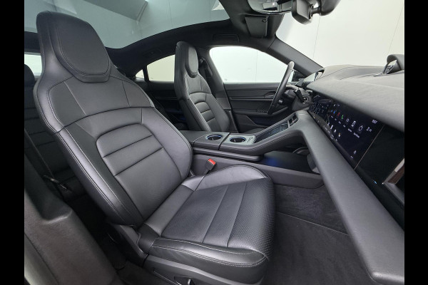 Porsche Taycan Performance 84 kWh SOH 100% | ADAPT. CRUISE | DODE HOEK HERKENNING | SPORTCHRONO | HEAD UP | WARMTEPOMP | DIRECT LEVERBAAR NET PORSCHE ONDERHOUD GEHAD |