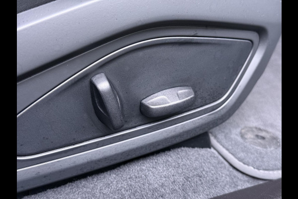 Porsche Taycan Performance 84 kWh SOH 100% | ADAPT. CRUISE | DODE HOEK HERKENNING | SPORTCHRONO | HEAD UP | WARMTEPOMP | DIRECT LEVERBAAR NET PORSCHE ONDERHOUD GEHAD |