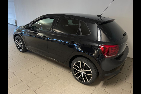 Volkswagen Polo 1.0 TSI Comfortline 95PK AIRCO NAVI CRUISE APPLE CARPLAY NIEUWE VELG LED MULTI STUUR PRIVACY GLAS ZEER NETTE AUTO