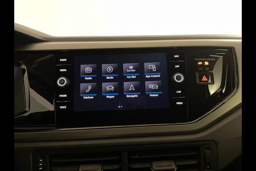 Volkswagen Polo 1.0 TSI Comfortline 95PK AIRCO NAVI CRUISE APPLE CARPLAY NIEUWE VELG LED MULTI STUUR PRIVACY GLAS ZEER NETTE AUTO