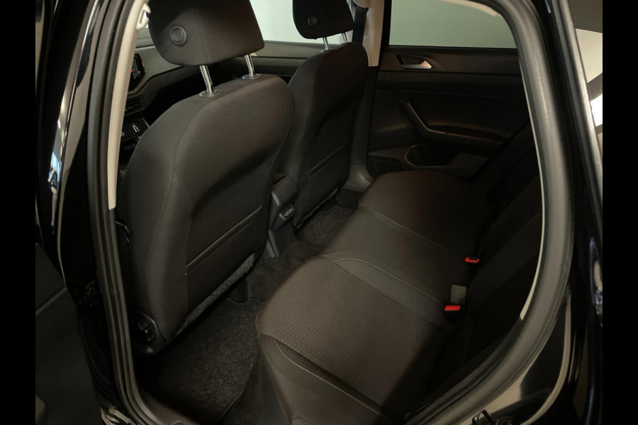 Volkswagen Polo 1.0 TSI Comfortline 95PK AIRCO NAVI CRUISE APPLE CARPLAY NIEUWE VELG LED MULTI STUUR PRIVACY GLAS ZEER NETTE AUTO