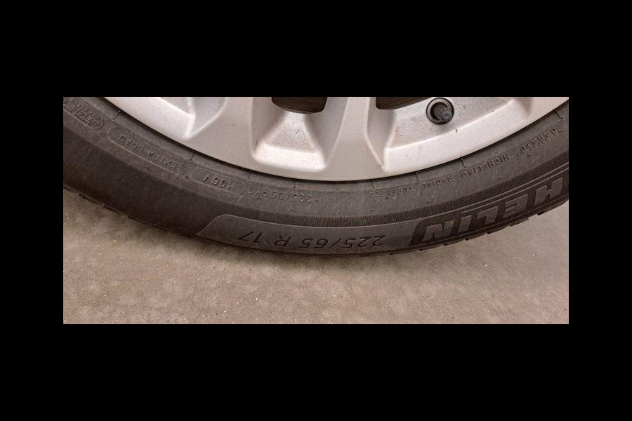 Ford Kuga 2.5 PHEV Titanium 243pk | Driver Assistance Pack | Trekhaak Afneembaar | 2.100kg Trekgewicht | Michelin Cross Climate banden